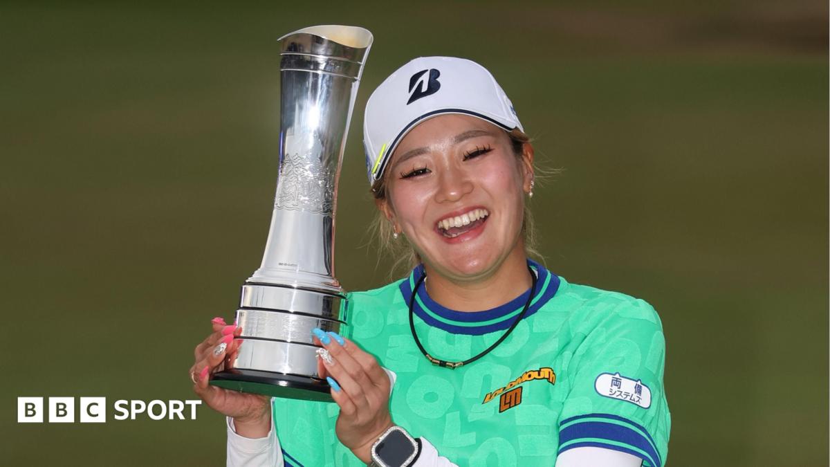 2026年女子公开赛：桑原志保在附加赛中击败埃斯特·亨塞莱特夺冠